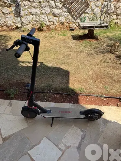 Electric scooter