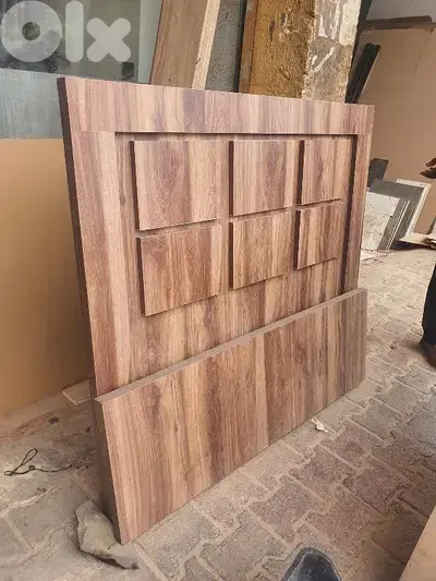 تخت مفرد و نص جديد من المعمل