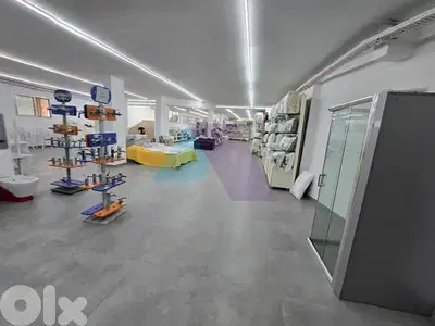 1000m2 Store|Prime Loaction|4sale in Mar Takla/hazmieh - مار تقلا