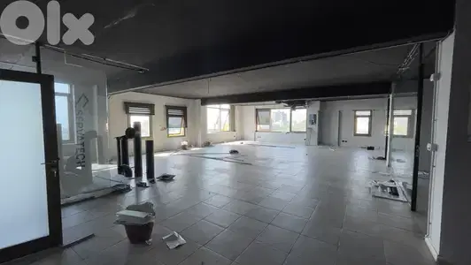 RWB275CA - Office for rent in Jbeil on the highway