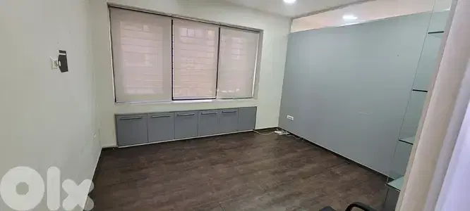 Office For Rent In Burj Hamoud مكتب للاجار في برج حمود
