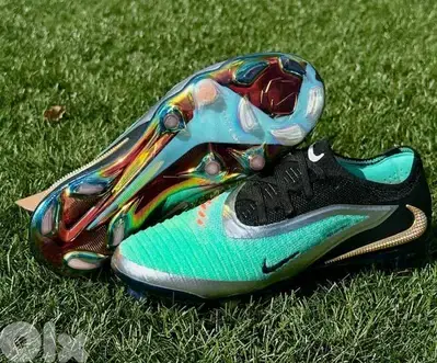 football shoes original