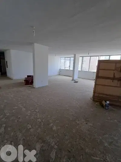 Warehouse for Sale in Hazmieh