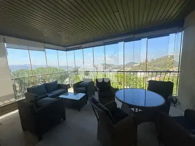 Prime location apartment for sale in Baabdat شقة للبيع في بعبدات