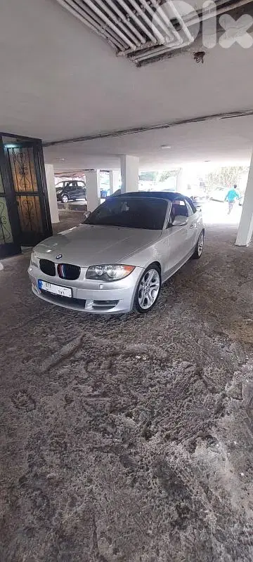 BMW 128i model 2010 convertible