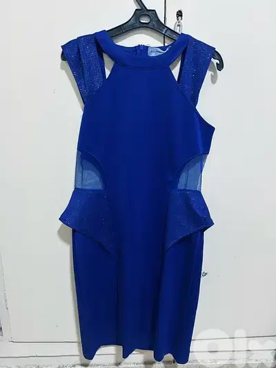blue dress/ فستان ازرق نيلي
