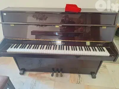 piano Hoffman like new 3 pedal tuning warranty