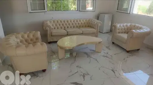 طقم صالون شسترفيلد جلد اصلي انجليزي لون مميز من الروائع سعر لقطة