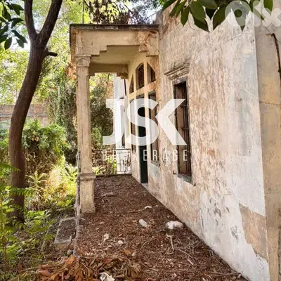 L19150 - 1,077 SQM Land For Sale in Achrafieh