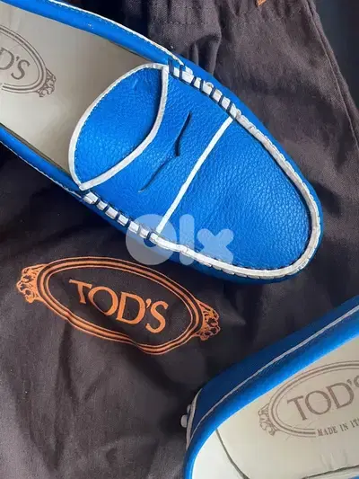TOD’S LOAFERS with box and dust bag