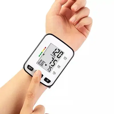 Wrist Blood Pressure Monitor مكنة ضغط للمعصم