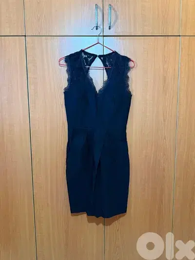 Short dress
