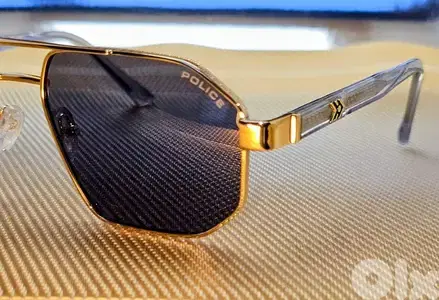 Police Sunglasses Gold Black Metal Angular Pilot Green SPL F66