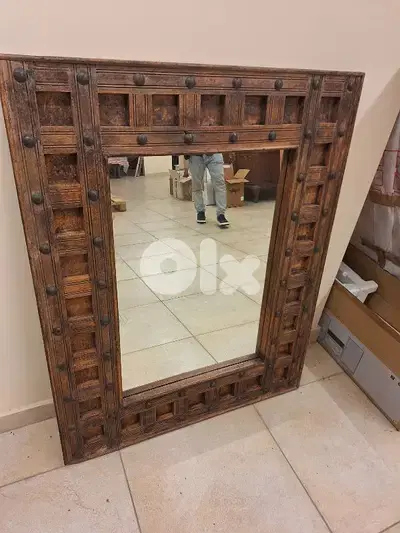 مراية خشب قطران انتيك قديم مميزة جدا  mirror