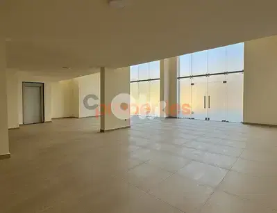 Spacious Showroom I 6 Facades for Sale in Mansourieh-Beit Mery –CPGA73