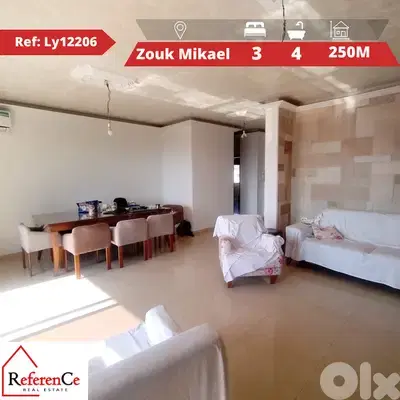 Prime location apartment in Zouk Mikael شقة في موقع رئيسي زوق ميكايل