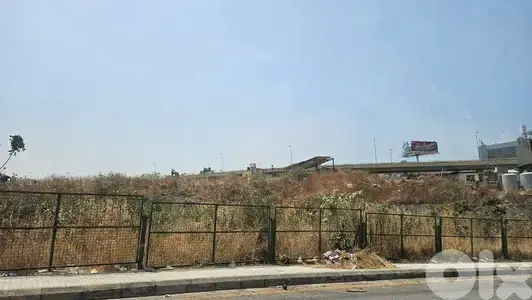 Land for sale in Furn el chebbak أرض للبيع في فرن الشباك