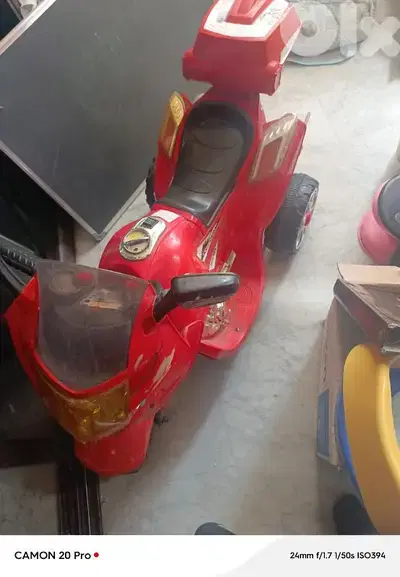 moto need a battery + swing