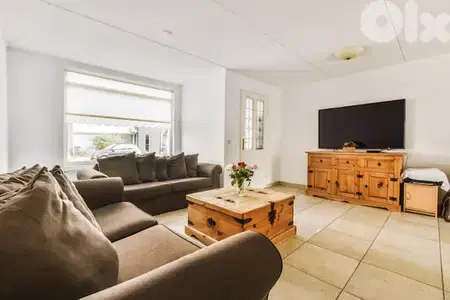 GOOD DEAL ! SPACIOUS APARTMENT IN HAMRA PRIME (250SQ) 3 BEDS  (HA-299)