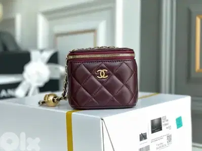 Mini Chanel Vanity Copy A Bordeaux color comes with dustbag and box