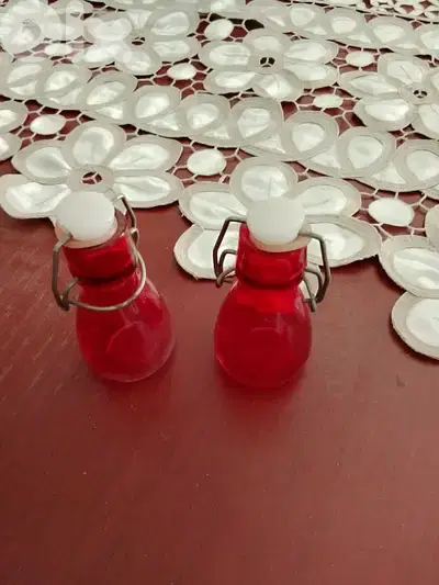 2 Red jars