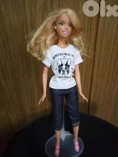 Barbie Mattel 2000ish great doll Bend legs +brand tag Outfit+Shoes=25$