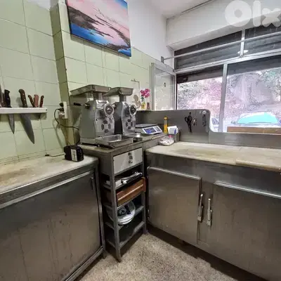 Fully eqquiped Butcher s shop in Zalka for rentمحل جزارة مجهز بالكامل