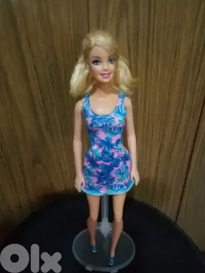 Barbie Mattel great doll 2013 Flexible legs+brand tag dress+Shoes=23$