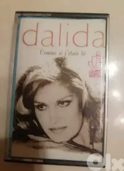 Dalida – Comme Si J'étais Là Unofficial cassette made in Lebanon