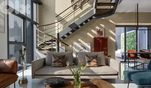 SPACIOUS DUPLEX IN RAS EL NABEH PRIME (300SQ) 3 BEDROOMS , (RN-172)
