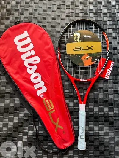 tennis rackets red
