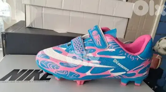 football shoes اسبدرين فوتبول حذاء كرة قدم