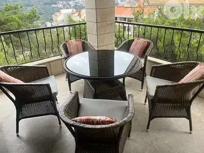 round table and chairs