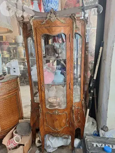 فيترين فرنسية انتيك قديمة خشب جوز من الروائع vitrine