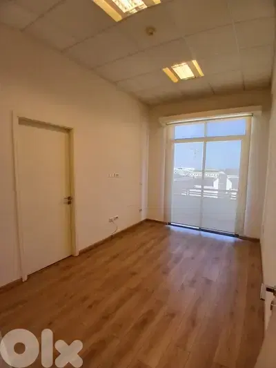 Office for rent (Prime Location) Downtown Super View