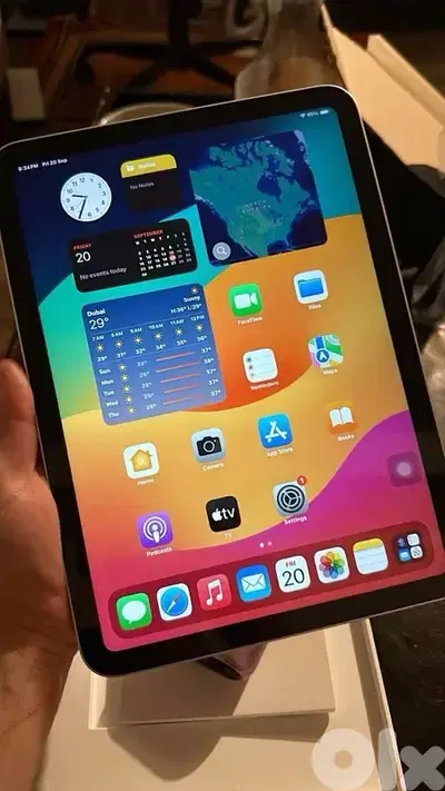 iPad 10 as new  + pencil ( like brand new )