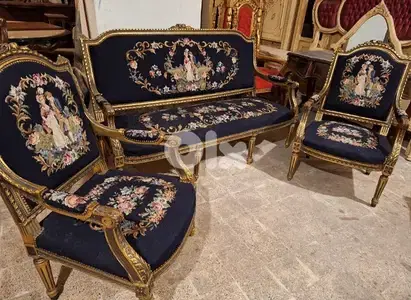 صالون ستيل لويساز فرنسي رائع جدا قماش اوبيسون حياكة يد