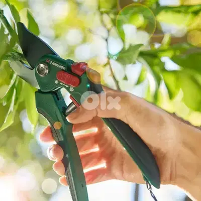 مقص تشحيل الماني
