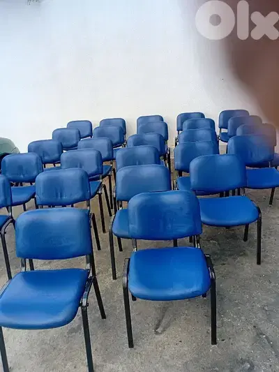 كراسي اوروبي شبه جديد  عدةموديلات مكاتب