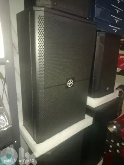 aura speaker 15" 600W