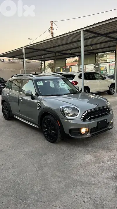 MINI Cooper S Countryman 2019 clean car faxامكانية التقسيط
