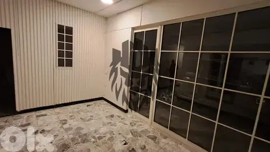 GOOD DEAL ! APT IN ACHRAFIEH PRIME (150SQ) 3 BEDROOMS , (AC-1129)