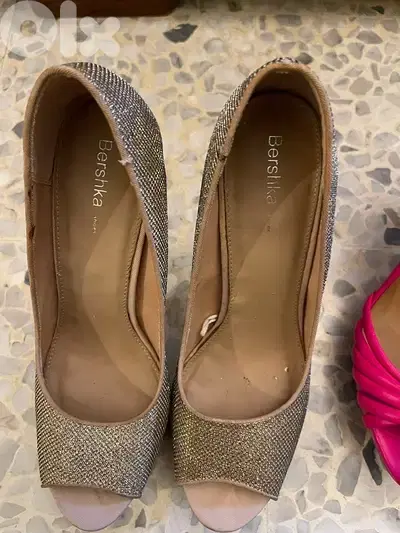 حذاء نسائي