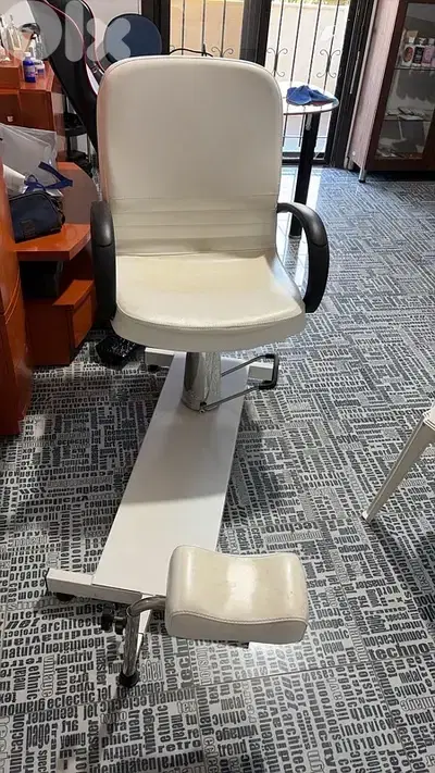 pedicure chair