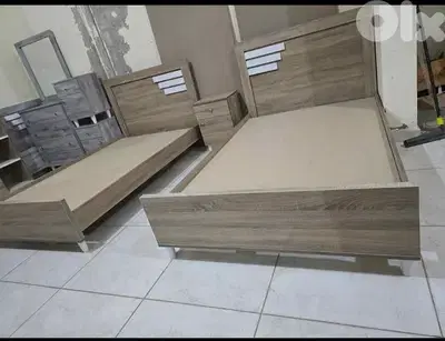 ,تختين مفرد ونص 120 سم مع كمود صغيرة