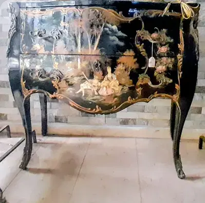 antique bahut