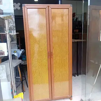 خزانة المنيوم شبه جديد