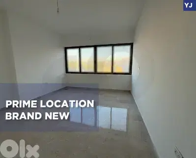 220 sqm apartment in prime location in hamra/حمرا REF#YJ129293