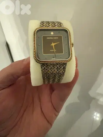 Ultra Rare Universal Geneva Vinese Two Tone Vintage
