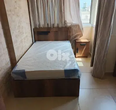 تخت مفرد ونص 120 سم
